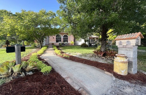 Rural Estates Wohnung | Sonnenuntergang verstecken einen Weg nach Westen im Paradies