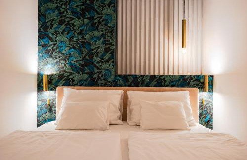 Fonyodliget Wohnung | Sunset LakeView with Jacuzzi