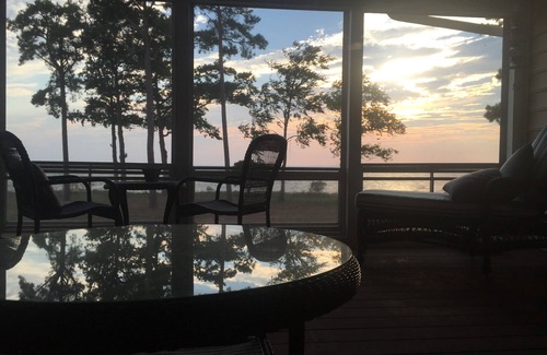 Rock Hall Haus | Waterfront Estate an der Chesapeake Bay mit eigenem Strand