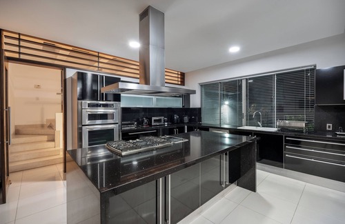 Buenos Aires Haus | Sunset Mansion