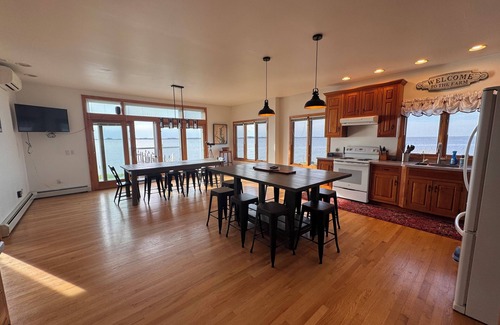 Quantico Haus | Sunset Retreat on the Nanticoke