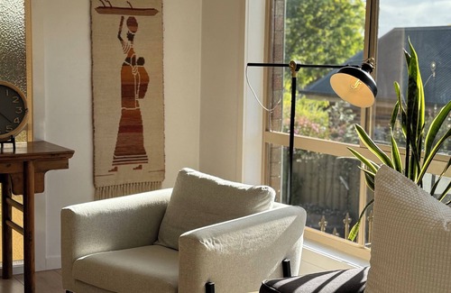 Mansfield Haus | Sunset's on Somerset | Stroll to town through the park