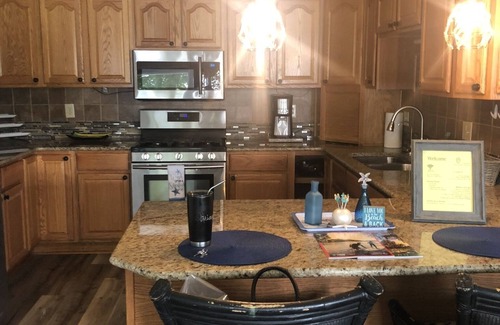 North Webster Haus | Sunset View, 2 Story Lake Home, 4br, 2bth, Platz für 12 Personen