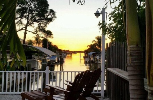 Grove City Hütte | Sonnenuntergang Blick auf Lemon Bay - Duplex-Eigenschaft - Seahorse Cottage