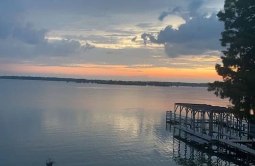 Redwood Haus | Sunset View RV Spot 30 AMP
