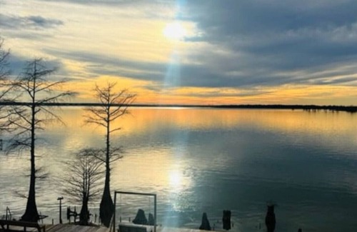 Redwood Haus | Sunset View RV Spot 30 AMP