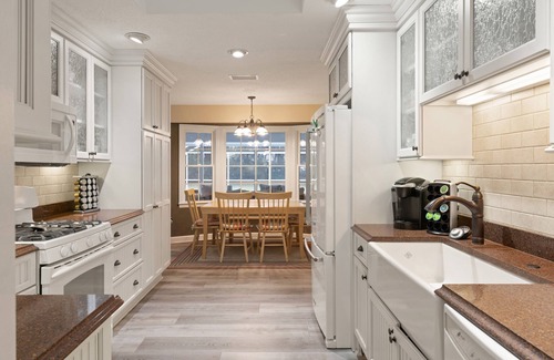 Jekyll Island Haus | Sunset views~Marsh trails~Bikes~Dedicated work space~Room for guests