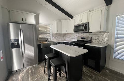 Harrison Kabine | Sunsets! Trails! Nature! Meadows! Creeks! Explore 47 Acres!