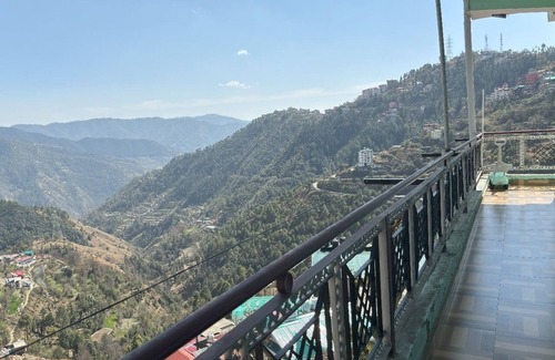 Shimla Haus | Sunshine Lodge : A Bliss Retreat