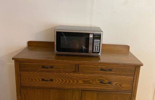 Piedmont Haus | Sunshine Shack at Clearwater Lake (sleeps 6)