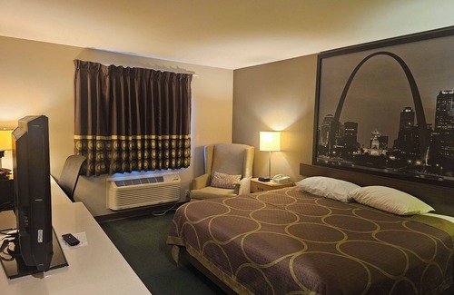 Ava Hotel | Super 8 by Wyndham Ava