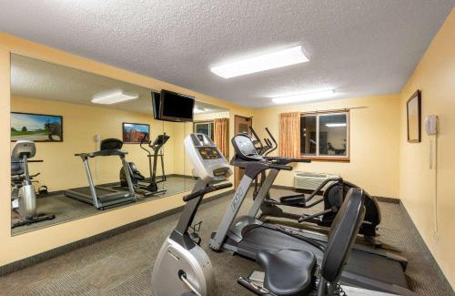 Bemidji Hotel | Super 8 by Wyndham Bemidji MN