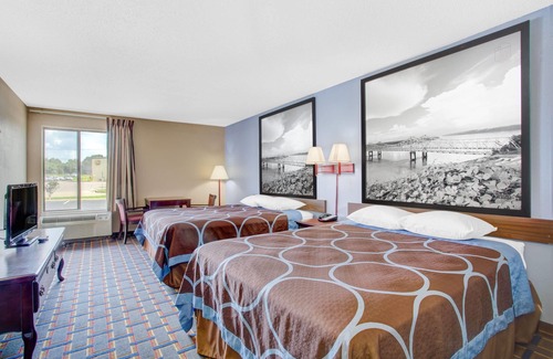 Booneville Hotel | Super 8 by Wyndham Booneville