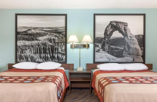 Cedar City Hotel | Super 8 by Wyndham Cedar City