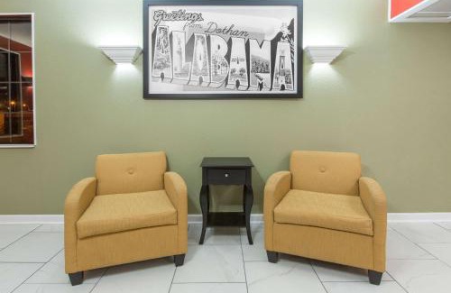Dothan Hotel | Super 8 by Wyndham Dothan
