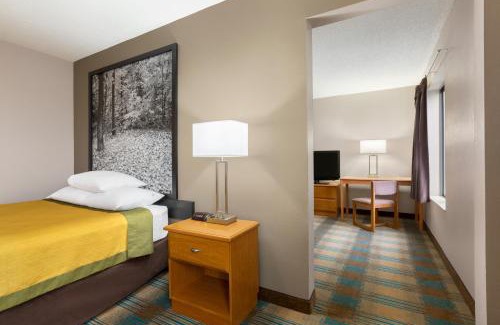 Hannibal Hotel | Super 8 by Wyndham Hannibal