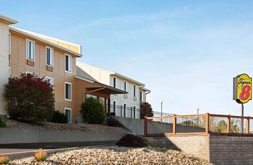 Hannibal Hotel | Super 8 by Wyndham Hannibal