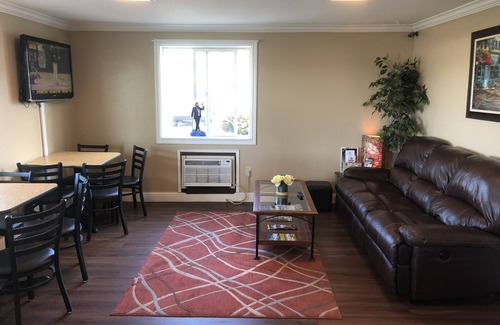 Lewiston Hotel | Super 8 by Wyndham Lewiston