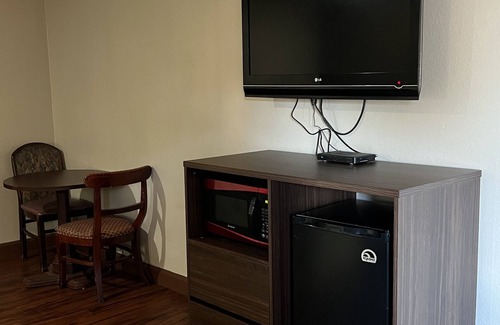 Norcross Hotel | Super 8 by Wyndham Norcross/I-85 Atlanta