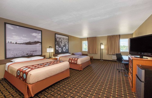 Ottawa Hotel | Super 8 by Wyndham Ottawa