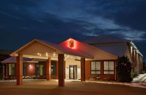 South Jordan Hotel | Super 8 by Wyndham S Jordan/Sandy/Slc Area