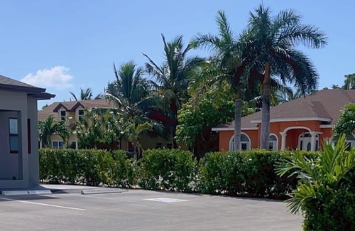 Bodden Town Eigentumswohnung | Super Cute Family Condo - 3 mins from beach & snorkeling