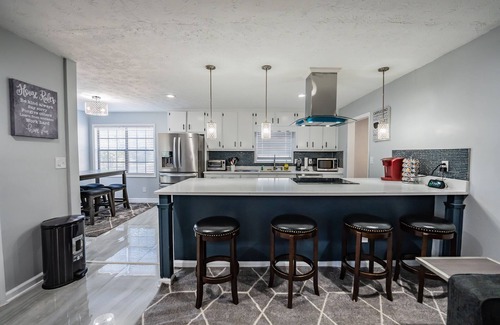 Church Street Haus | Super Luxurious House