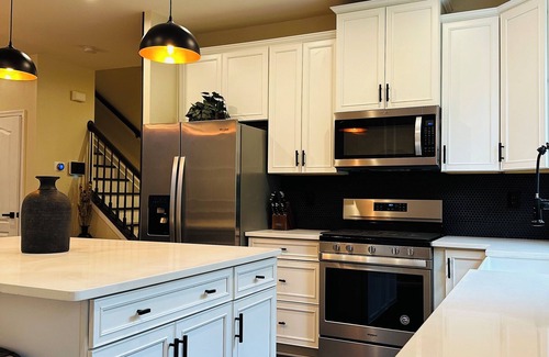 Fort Meade Haus | Superb 3-bedroom townhome in Hanover with WiFi and a coazy backyard