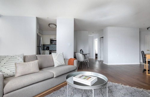 Central Square Wohnung | Superb Central Square 2BR w/ In-Unit W/D, nr Restaurants, by Blueground