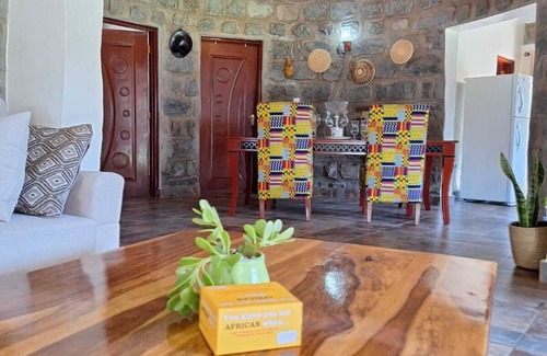 Kiserian Hütte | Superb cottage with WiFi in Kiserian