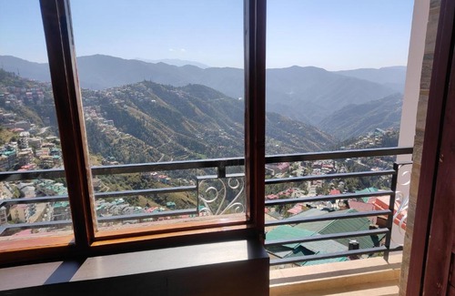 Sanjauli Wohnung | Superb Luxury Three Bed Apartment