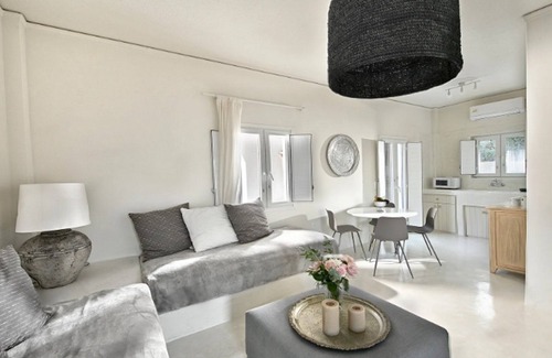 Exo Gonia Villa | Superb Santorini Villas | 2 Bedrooms | Villa Hisoka | Spacious Terrace with Hot Tub | Exo Gonia