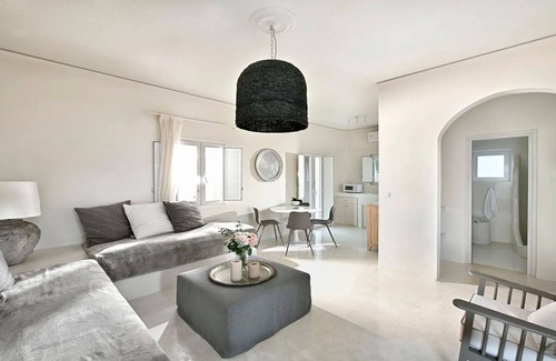 Exo Gonia Villa | Superb Santorini Villas | 2 Bedrooms | Villa Hisoka | Spacious Terrace with Hot Tub | Exo Gonia