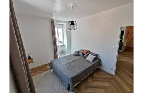 Bellegarde-sur-Valserine Wohnung | Superbe T2 Plein Centre Ville, Parking Gratuit