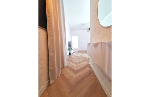 Bellegarde-sur-Valserine Wohnung | Superbe T2 Plein Centre Ville, Parking Gratuit