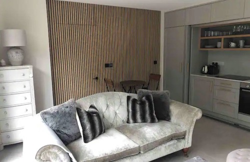 Westbourne Wohnung | Sur la Mer - luxury beach retreat