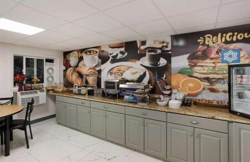 Presque Isle Hotel | SureStay by Best Western Presque Isle