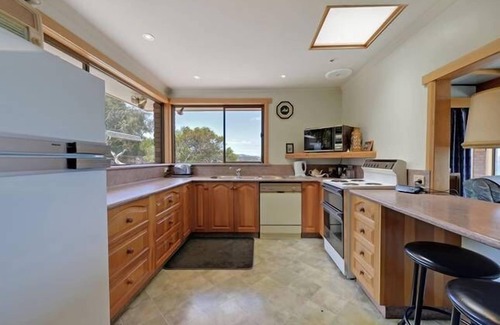 Dodges Ferry Haus | Surf Beach House - Park Beach - herrliche Aussichten, Sonne & Surfen. Spazieren Sie zum Strand.