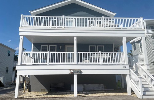 Surf City Haus | Surf City NEW 3BR Duplex (1. Stock) - Schritte zum kinderfreundlichen Bay Beach 3 bis Ocean