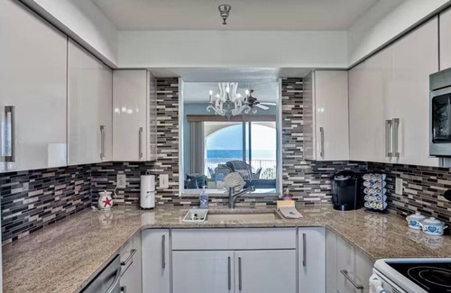 Palm Coast Eigentumswohnung | Surf Club 1 Unit 2407 Oceanfront Condo in Palm Coast