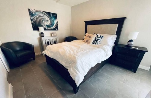 Orlando Beach Resort | Surf's Up #6 - Direct River Access w/ Beach and Dock