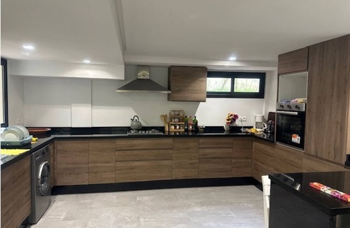 Tamariss Villa | đ Surf, sun and relaxation by the pool đââď¸