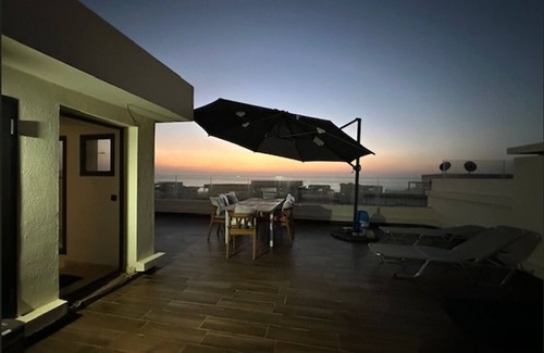 Tamariss Villa | đ Surf, sun and relaxation by the pool đââď¸