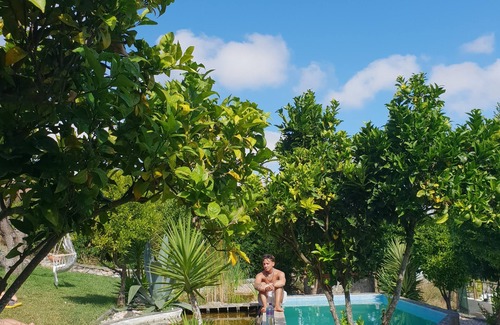 Lourinha Villa | Surf Villa mit großem Bio Garten, Pool und Hot Tub