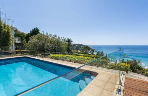 Whale Beach Haus | Surfs Up Whale Beach