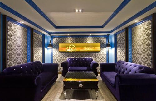 Xinzhuang Hotel | Surreal Motel