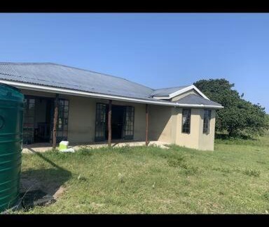uMhlabuyalingana Haus | Suthu Farm House