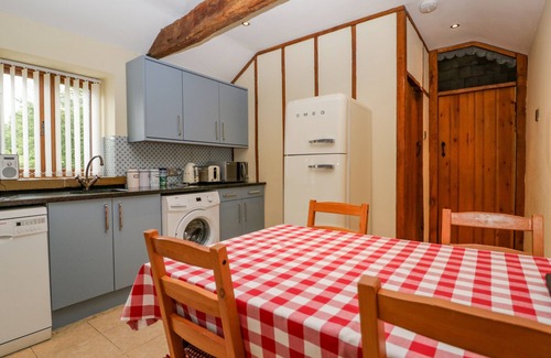 Ross-on-Wye Hütte | SUTTON BARN, pet friendly, character holiday cottage in Ross-On-Wye