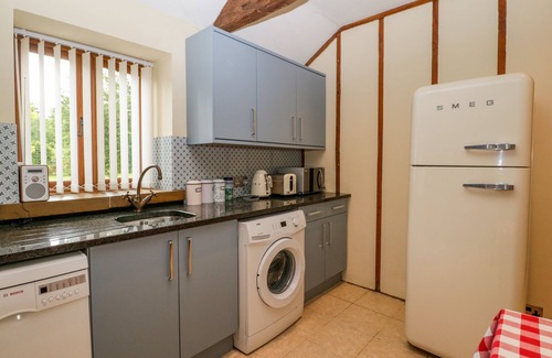 Ross-on-Wye Hütte | SUTTON BARN, pet friendly, character holiday cottage in Ross-On-Wye