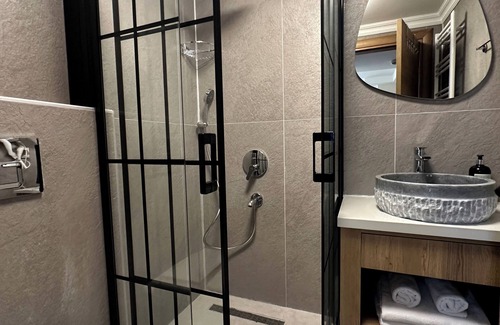 Altinoluk Hotel | Suuyla Kazdağları